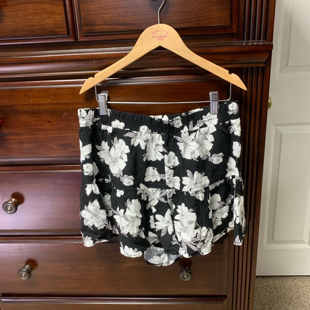 FLORAL SKORT 🌹